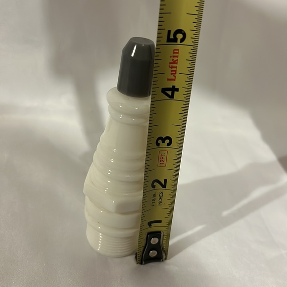 Vintage Avon Bottles - Picture 3 of 7